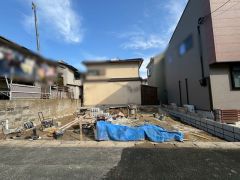 現地（2026年2月）撮影 内浜小学校：徒歩14分 フードウェイ小戸店：徒歩5分