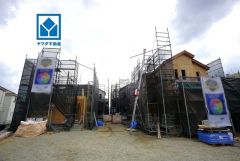 オール電化住宅。バス停徒歩4分。スーパー・コンビニ・ドラッグストア徒歩10分圏内。お問い合わせお待ちしております＾＾