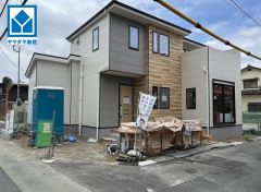 南角地で陽当たり良好　LDKは25帖