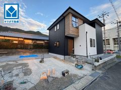 4号棟は角地物件　小・中学校徒歩5分圏内　安心の子育て環境です＾＾