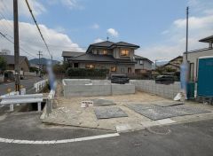 前面道路：北側約4.0ｍ　公道