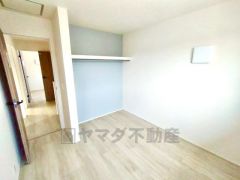 オープンクローゼットはお部屋を広く感じられます＾＾