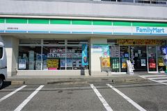 ファミリーマート　福岡星の原