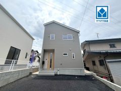 1号棟。 3LDK　3帖独立テレワークルーム　固定階段式グルニエ有　庭付き　南向きバルコニー有＾＾