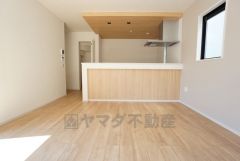 キッチンから会話が弾みそうなダイニングです。お友達や親せきをお招きするのも楽しみになりますね＾＾