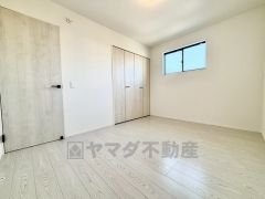 居室としてももちろん、収納や書斎、お子様のプレイスペースにも＾＾使い勝手が良さそうです＾＾