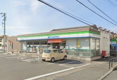 ファミリーマート　福岡拾六町