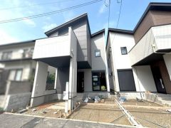 お気に入りの家具とインテリアで素敵な部屋を作りましょう。