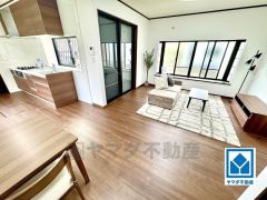 キッチンから会話が弾みそうなダイニングです。お友達や親せきをお招きするのも楽しみになりますね＾＾