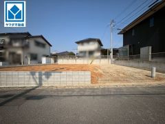 土地60坪以上。4LDK・ファミリークローク・3WIC・カースペース4台分の広々したお家です＾＾