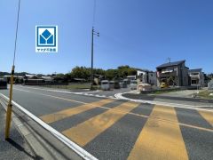 前面道路（南側）14.6ｍ。