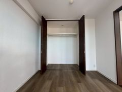 クローゼット付きなので、すっきりと整理整頓でき気持ちよく過ごせますね＾＾