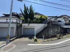 西鉄バス「拾六町団地南」徒歩4分利便性を兼ね備えた地点です
