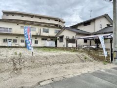 周辺環境充実＾＾スーパーやコンビニ、ドラックストアなど徒歩10分圏内＾＾