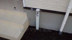 外水栓。お車のお手入れが好きな方には必須ですね。夏場のお子様用のプールや、お庭でバーベキューをする時などにも大変便利です。