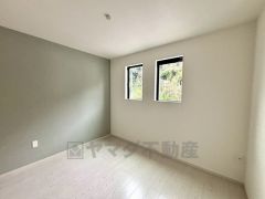 居室としてももちろん、収納や書斎、お子様のプレイスペースにも＾＾使い勝手が良さそうです＾＾