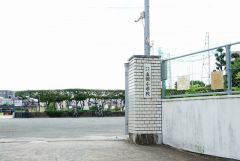 鳥飼小学校