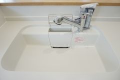 掲載写真は、同一ハウスメーカーの施工事例を使用しています。インテリア・家具等も含め、雰囲気の参考としてご覧ください。実際の物件とは、仕様・設備・色味などが一部異なる場合がございます。