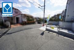 前面道路5.9ｍに面しています。
