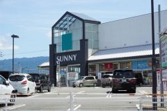 サニー　前原店まで徒歩21分