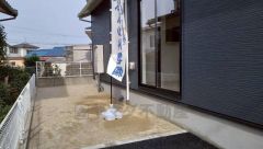 陽だまりと緑を感じる、コンパクトガーデン付き　毎日の癒しを感じる平屋スタイル