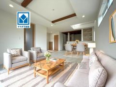 （家具はCGによるイメージ画像。）家族が集まる開放的なリビング。思い思いの時間を過ごしたり、家族みんなで食事をしたり、素敵な団らんの場になりますね＾＾
