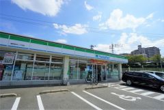 ファミリーマート　福岡姪浜二丁目