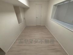 居室としてももちろん、収納や書斎、お子様のプレイスペースにも＾＾使い勝手が良さそうです＾＾