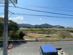 2階バルコニーからの眺望です。前面に遮るものがなく景色を一望できます。