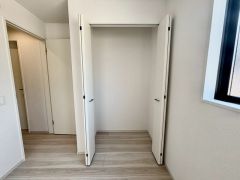 全居室収納付き＾＾お荷物の多い方も安心です＾＾