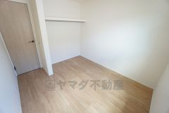 住む人のこだわりを活かす洋室＾＾オープンクローゼットもあり荷物もすっきり片付けられ、ゆとりのある暮らしが出来ます＾＾