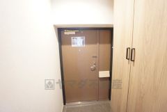 たっぷり収納できるシューズボックス付きなので、家族全員の靴がきれいに整頓できます。