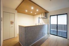 キッチンから会話が弾みそうなダイニングです。お友達や親せきをお招きするのも楽しみになりますね＾＾