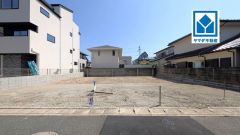 小・中学校が徒歩11分以内。通学の負担が少なく、お子様も安心して通える環境