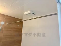 雨の日のお洗濯にも嬉しい浴室乾燥付き。換気機能付きなのでお風呂のカビ予防にもなります＾＾きれいに使えるお風呂です＾＾雨の日の洗濯も安心です＾＾