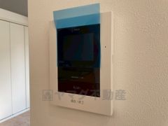 防犯性、セキュリティ対策に安心できるテレビモニター付きインターフォンです。セールスマン対策にもなり安心できます。