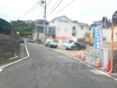 前面道路は東側約6ｍ
