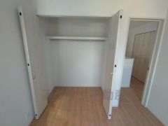 たっぷり収納できるクローゼット付きでお部屋の中をすっきりと快適に保てます。