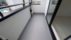 陽当たりの良いバルコニーです。お洗濯やお布団干しはもちろん、日光浴スペースにも。足元は防水工事施工済です。