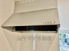 コンロ上には換気扇完備＾＾