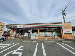 セブンイレブン　福岡飯倉5丁目店