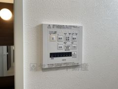 浴室暖房はヒートショック防止にも活躍しますね。涼風・換気・衣類乾燥の機能も付いていて快適なバスタイムを過ごせそうですね。