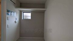 毎日使うところだから清潔に使いたい場所。広々としたスペースでうれしい収納がいっぱいあります。