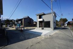 開放感ある角地となっています。