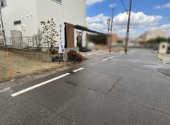 接道状況/西/約7ｍ公道 北/約6ｍ公道