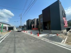 前面道路幅員約6ｍ。お問合せお待ちしております＾＾
