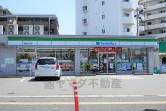 ファミリーマート　福岡原八丁目
