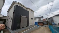 スーパーや小学校なども近く周辺環境充実。快適でゆとりのある生活空間で新生活を始めましょう＾＾