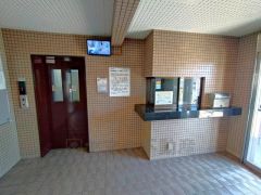 エレベーターホール・管理人室