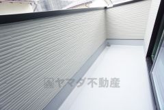 陽当たりの良いバルコニーです。お洗濯やお布団干しはもちろん、日光浴スペースにも。